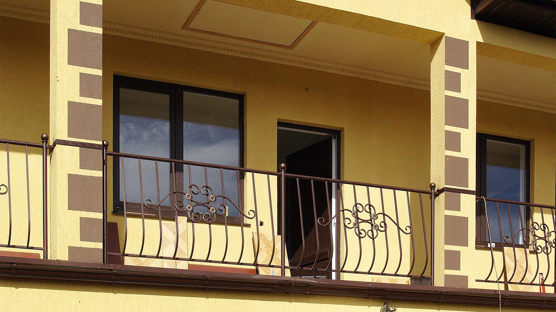 Стандартные балконные ограждения на заказ