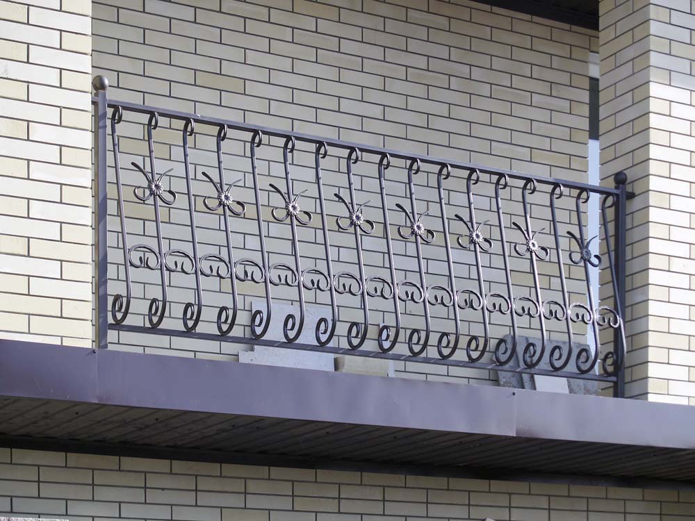 Уличные балконные ограждения в селе Пятихатки