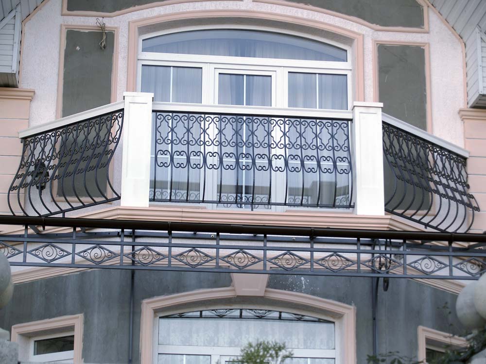 Уличные балконные ограждения в станице Алексеевка
